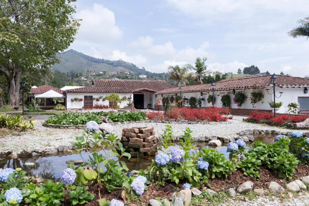 Club Campestre Hacienda Fizebad Hotel El Retiro  Exterior photo