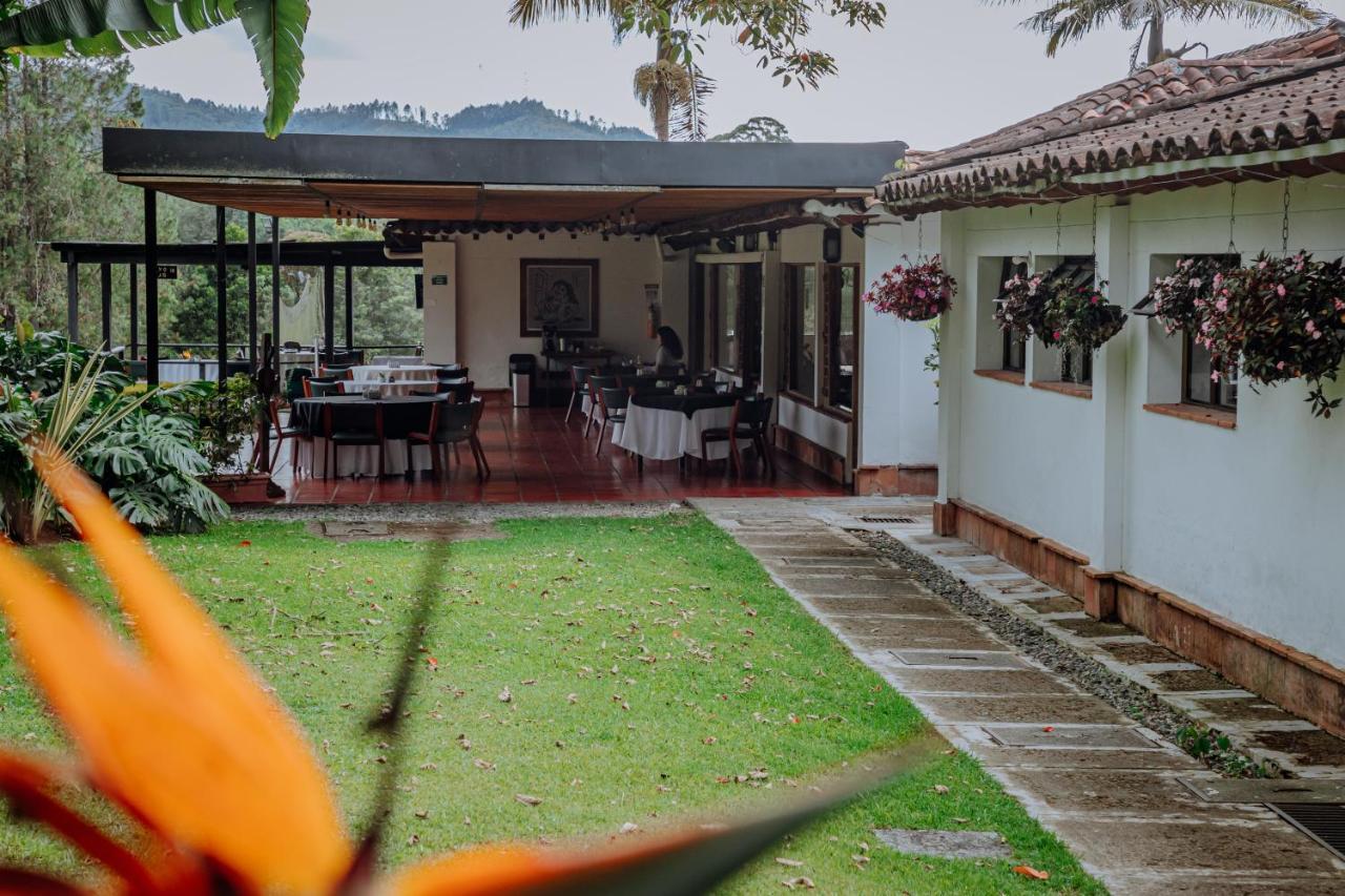 Club Campestre Hacienda Fizebad Hotel El Retiro  Exterior photo