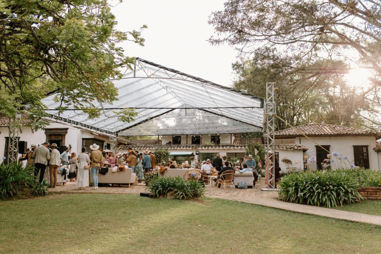 Club Campestre Hacienda Fizebad Hotel El Retiro  Exterior photo